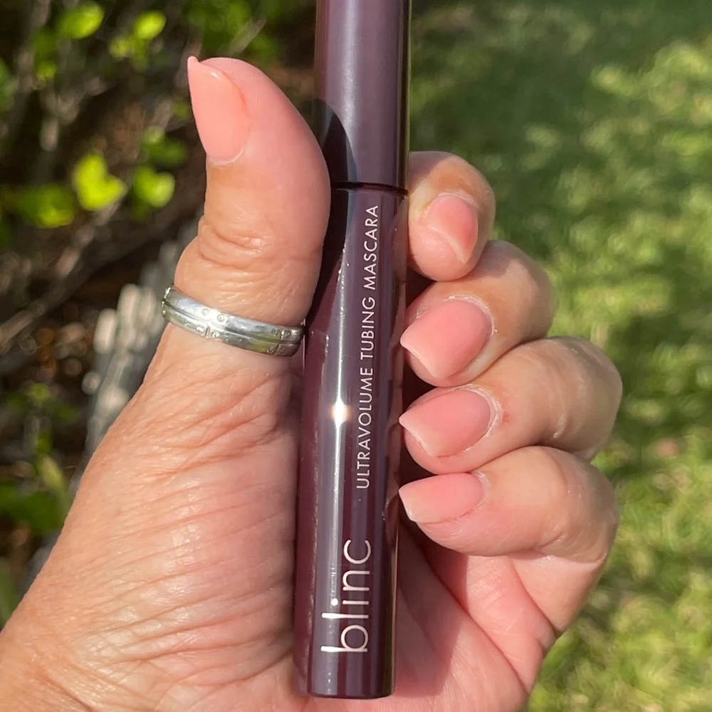 BLINC COSMETICS UltraVolume Tubing Mascara - Black